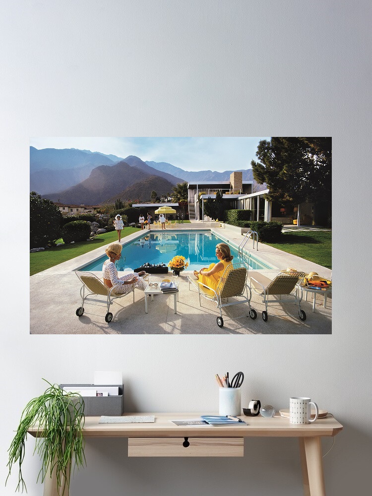 Luxury Lifestyle Images - Retro Poolside Host Luxury Lifestyle de